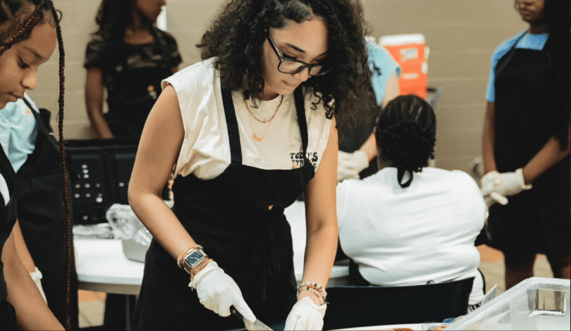 ABGIRLS at abwomensministries volunteering